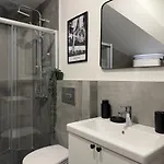 Stunning 2br 2bath Near Metro - Ym 1 Apartment